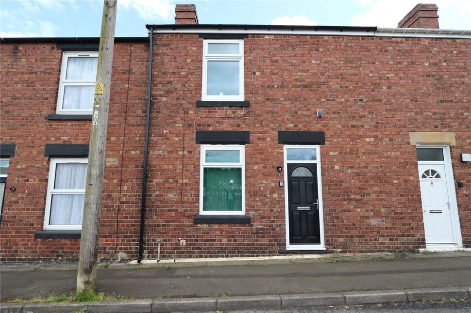 2 bedroom Mid Terrace House for sale