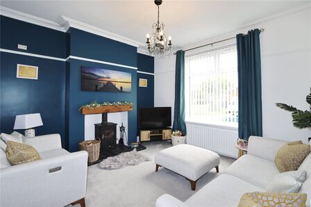 2 bedroom End Terrace House for sale