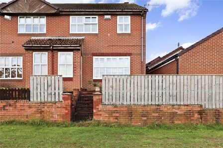 South View, 3 bedroom End Terrace House for sale, £155,000