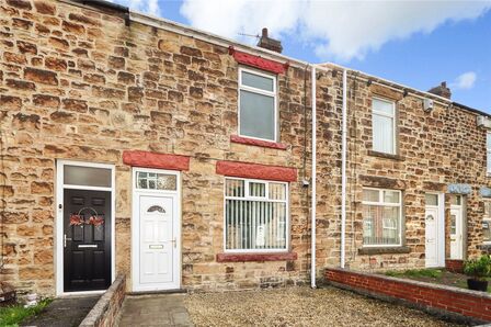 Henley Gardens, 2 bedroom Mid Terrace House to rent, £650 pcm