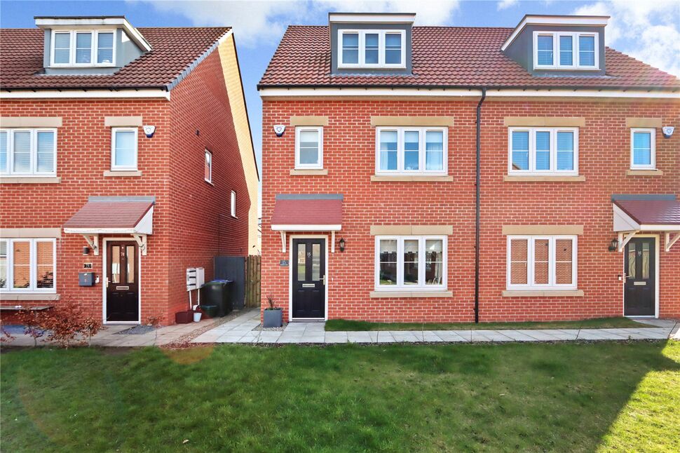 3 bedroom Semi Detached House for sale