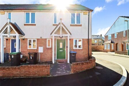 2 bedroom End Terrace House for sale