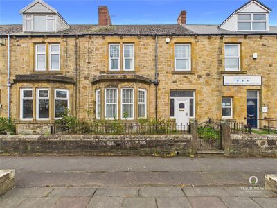 3 bedroom Mid Terrace House for sale