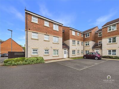 Highfield Rise, 2 bedroom Flat to rent, &pound;675 pcm