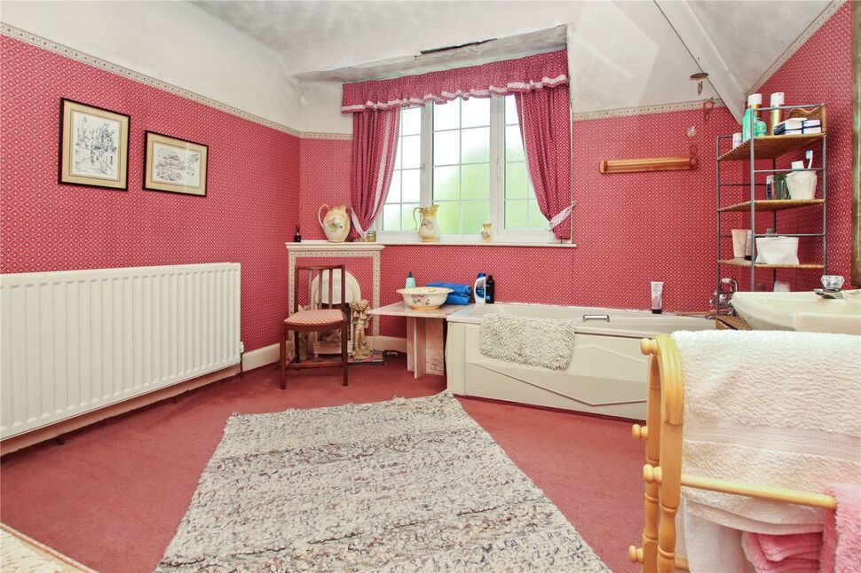 5 bedroom Detached House for sale, Chester Moor, Chester Le Street, DH2