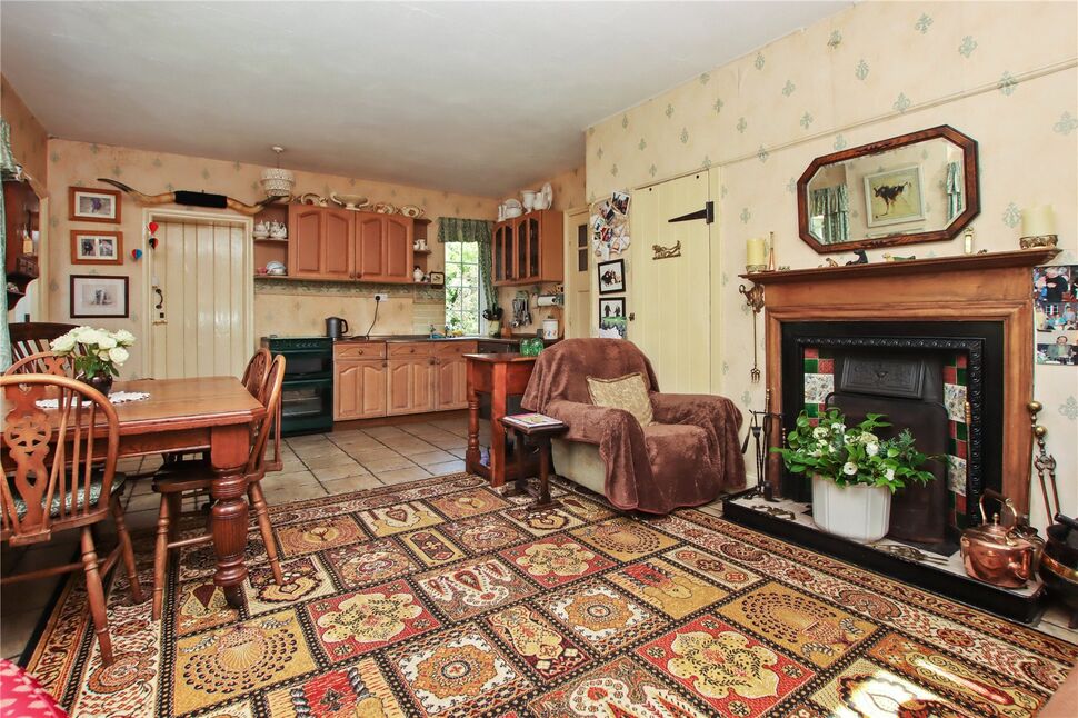 5 bedroom Detached House for sale, Chester Moor, Chester Le Street, DH2