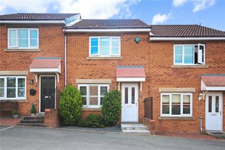 3 bedroom Mid Terrace House for sale