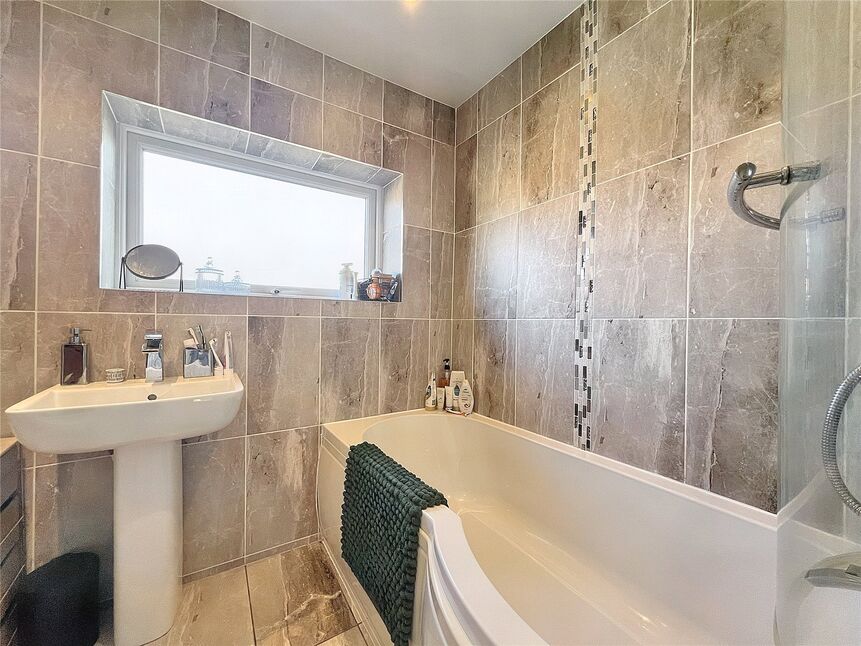 2 bedroom Mid Terrace House for sale, Brandon Gardens, Gateshead, NE9