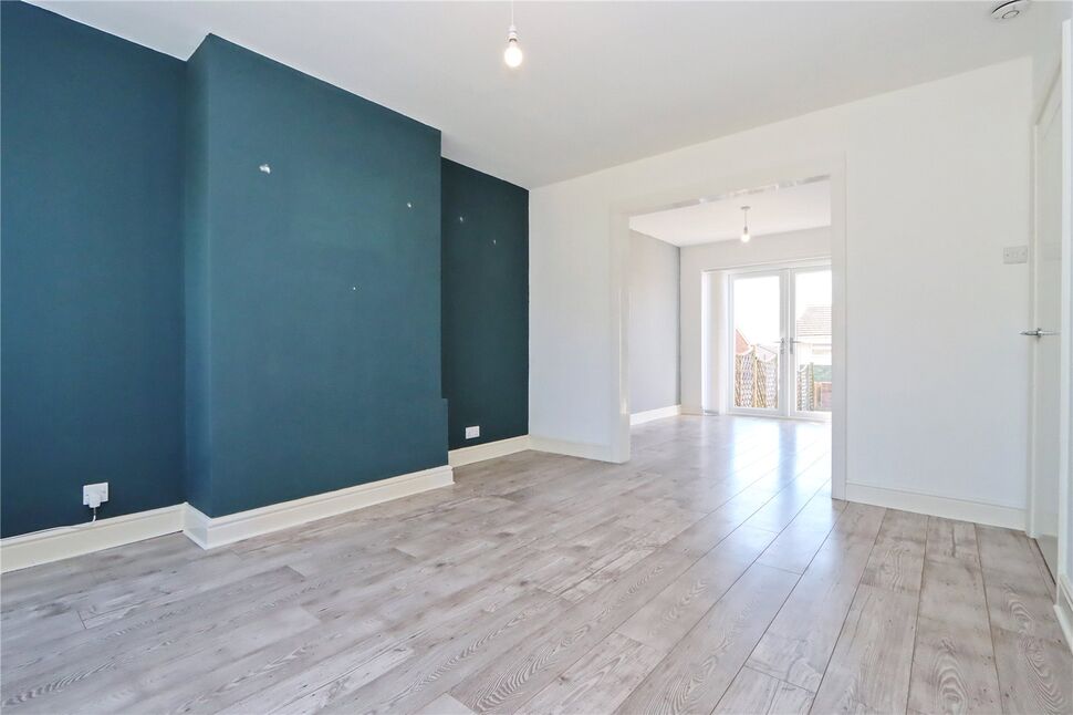 3 bedroom Semi Detached House for sale, North Dene, Birtley, DH3 £179,950