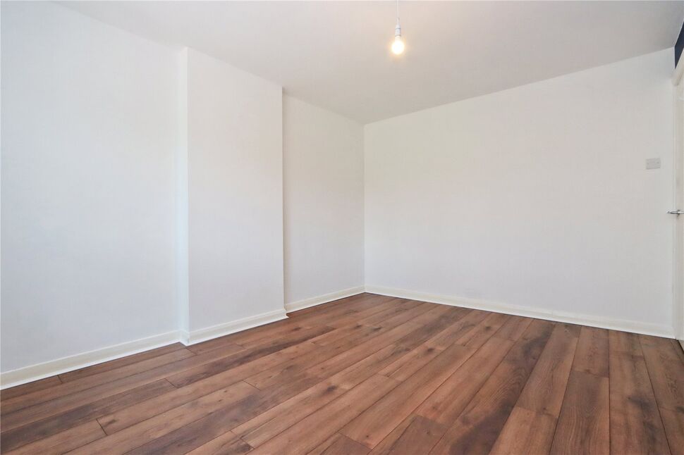 3 bedroom Semi Detached House for sale, North Dene, Birtley, DH3 £179,950