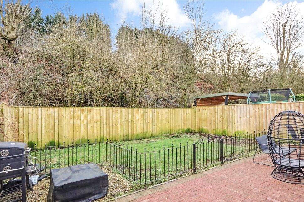 3 bedroom Semi Detached House for sale, Thornton Lea, Pelton, DH2 £