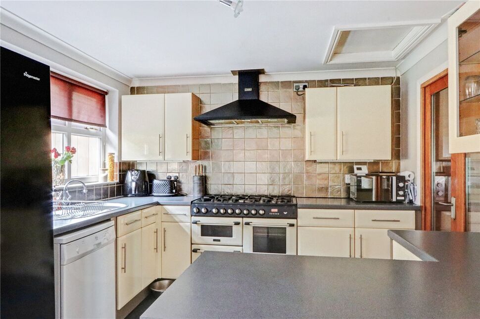 3 bedroom Semi Detached House for sale, Thornton Lea, Pelton, DH2 £
