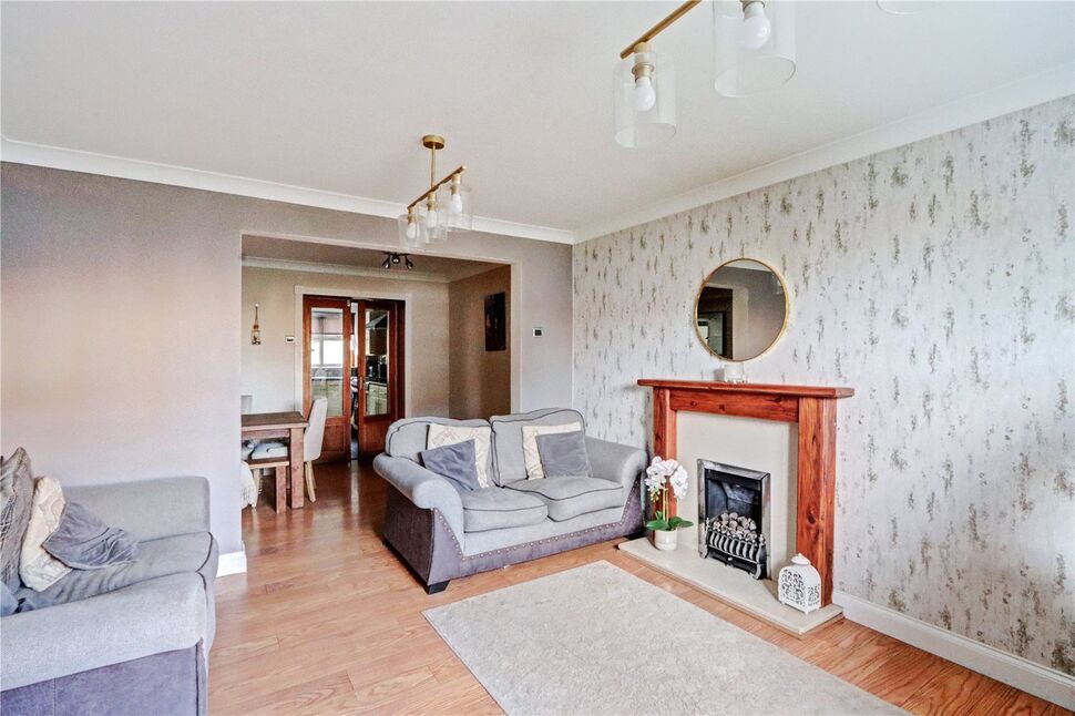 3 bedroom Semi Detached House for sale, Thornton Lea, Pelton, DH2 £