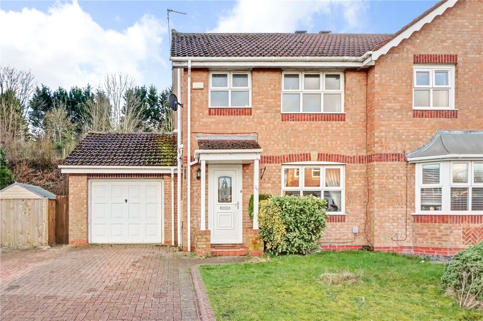 3 bedroom Semi Detached House for sale, Thornton Lea, Pelton, DH2 £187,500