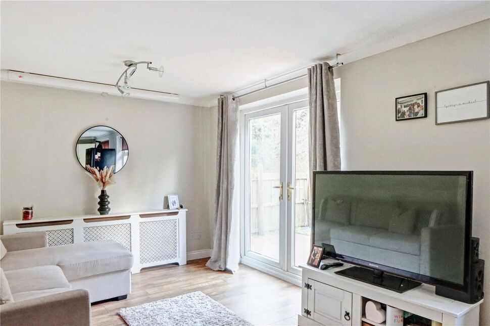 3 bedroom Semi Detached House for sale, Thornton Lea, Pelton, DH2 £