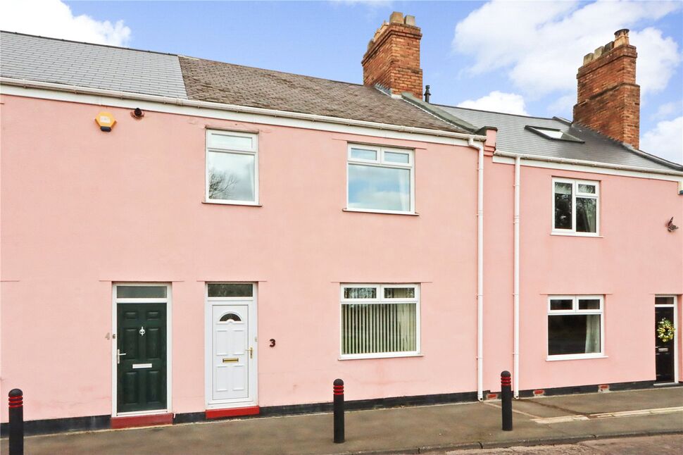 2 bedroom Mid Terrace House for sale