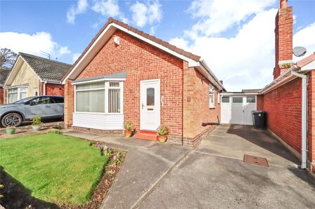 Caragh Road, 2 bedroom Link Detached Bungalow for sale, £230,000