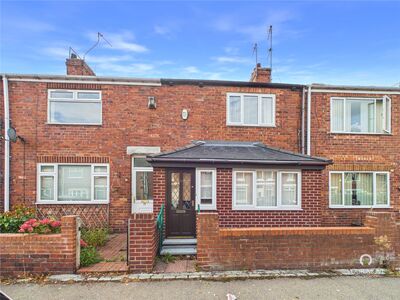 2 bedroom Mid Terrace House for sale