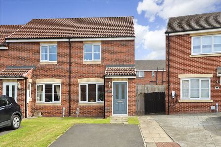 2 bedroom End Terrace House for sale