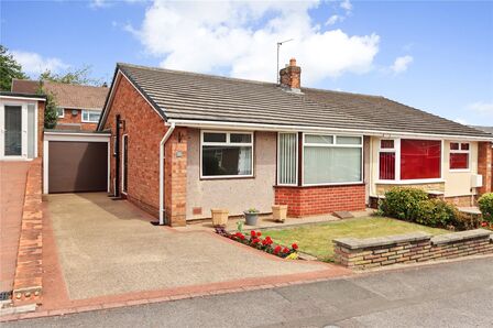 2 bedroom Semi Detached Bungalow for sale