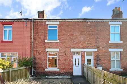 3 bedroom Mid Terrace House for sale