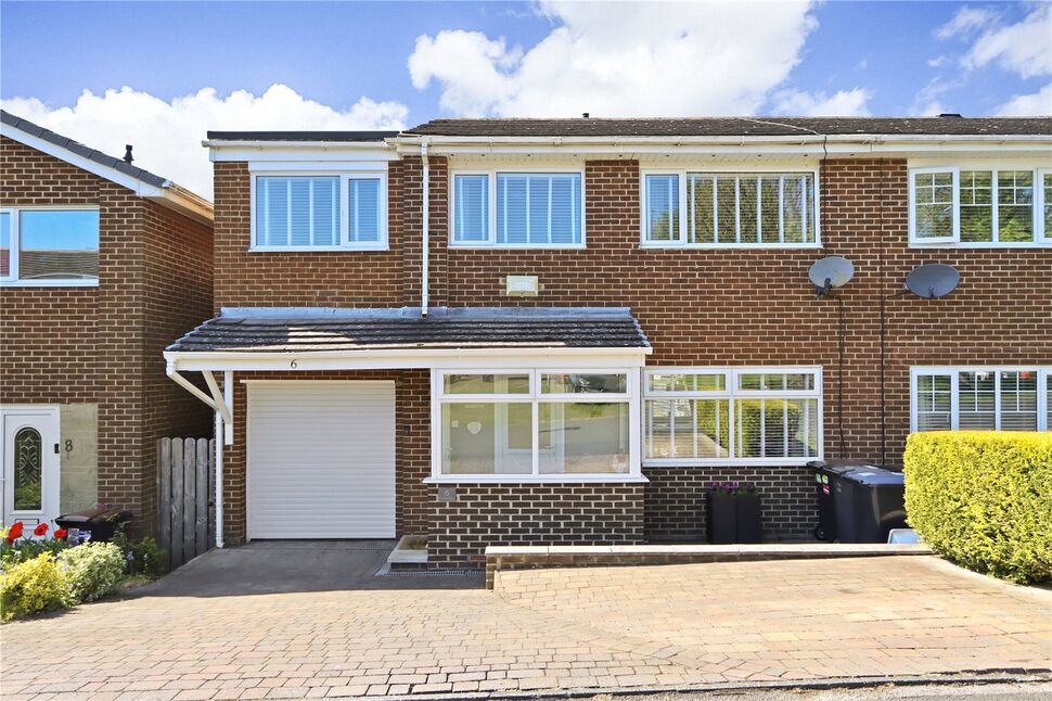 4 bedroom Semi Detached House for sale