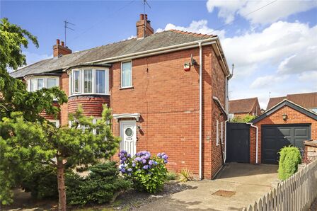 Hadrian Avenue, 2 bedroom Semi Detached House for sale, £210,000