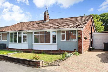 2 bedroom Semi Detached Bungalow for sale