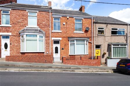 Clifford Terrace, 3 bedroom Mid Terrace House to rent, £895 pcm