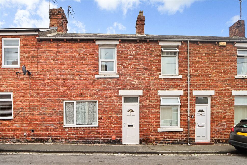 2 bedroom Mid Terrace House for sale
