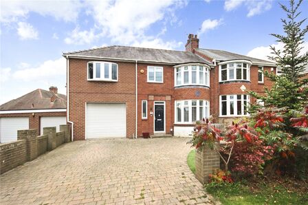 5 bedroom Semi Detached House for sale