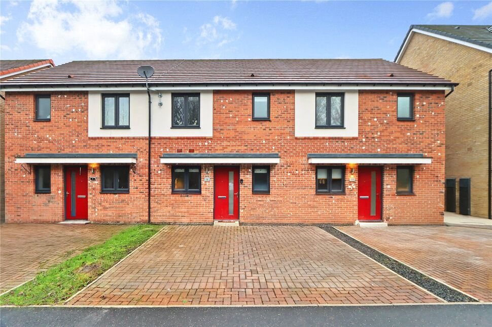 3 bedroom Mid Terrace House for sale