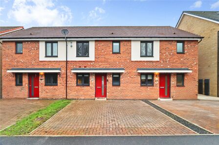 3 bedroom Mid Terrace House for sale