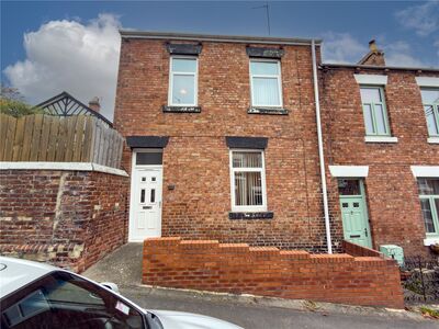 3 bedroom Mid Terrace House for sale