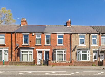 Station Avenue North, 3 bedroom Mid Terrace House to rent, &pound;725 pcm