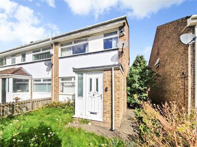 Thorntons Close, 3 bedroom Mid Terrace House for sale, &pound;80,000