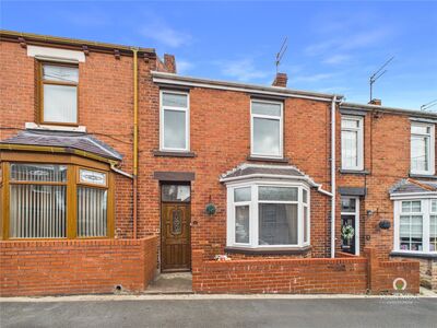 3 bedroom Mid Terrace House for sale