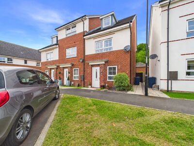 Capesthorne Road, 4 bedroom End Terrace House for sale, &pound;220,000