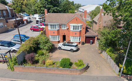 Waldridge Road, 3 bedroom Detached House for sale, &pound;275,000