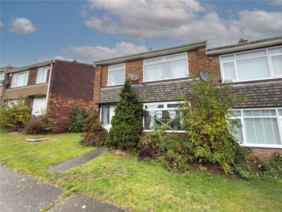 Brecon Place, 3 bedroom End Terrace House for sale, &pound;70,000
