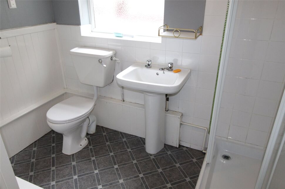 3 bedroom Mid Terrace House for sale, Ashburton Road, Hugglescote, LE67