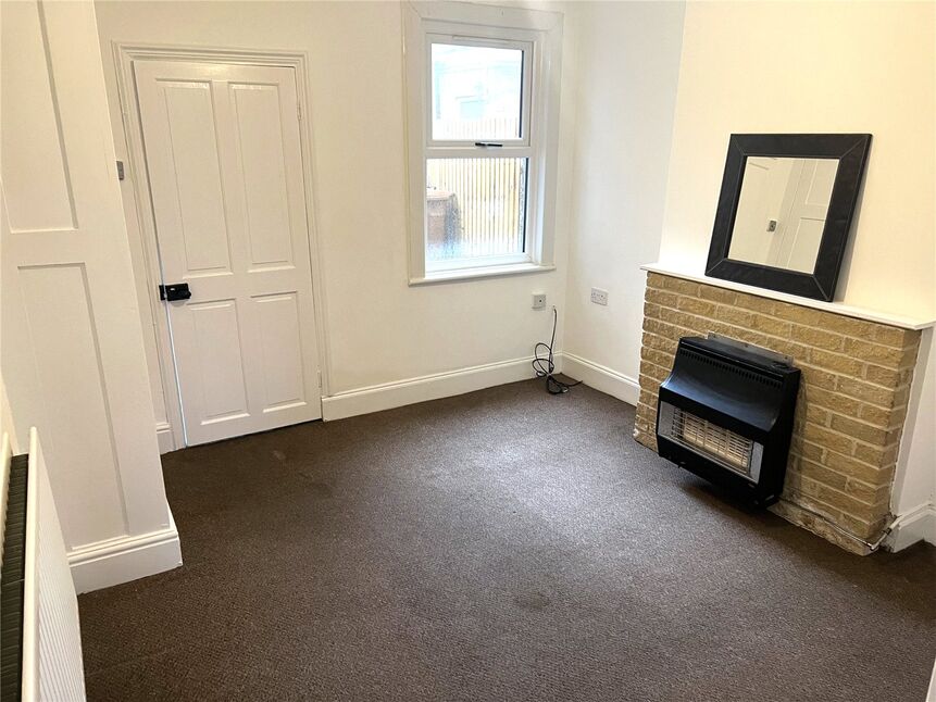 2 bedroom End Terrace House for sale, Forest Road, Markfield, LE67 £