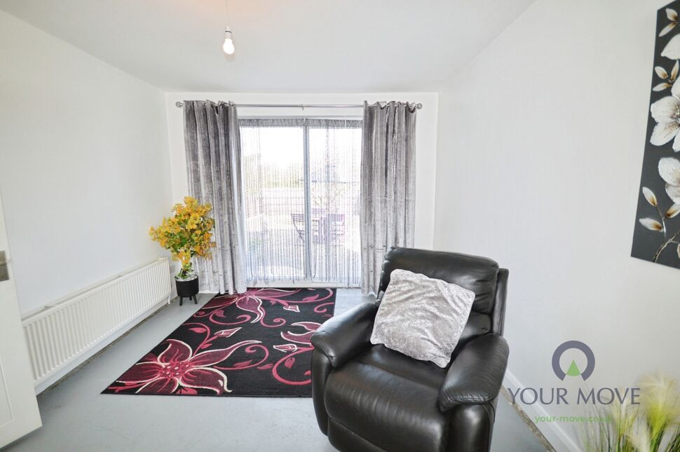 Lounge / dining room