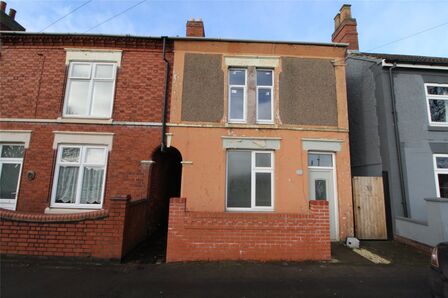 3 bedroom Semi Detached House to rent