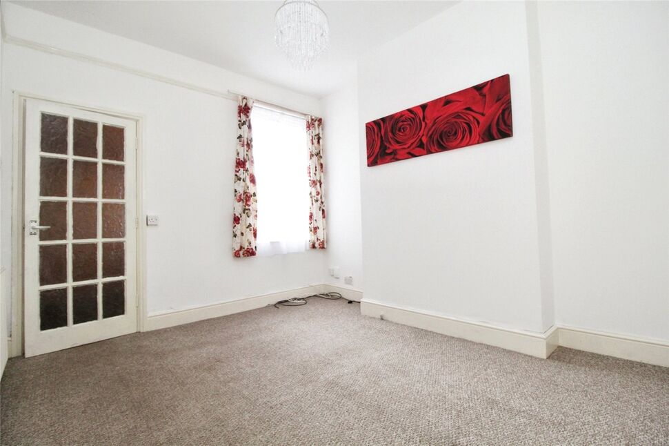 Second Lounge / Snug