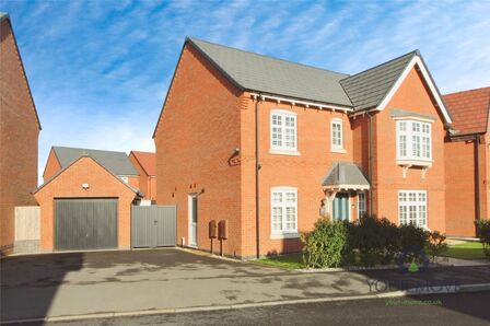 Lowe Street, 4 bedroom Detached House for sale, £400,000