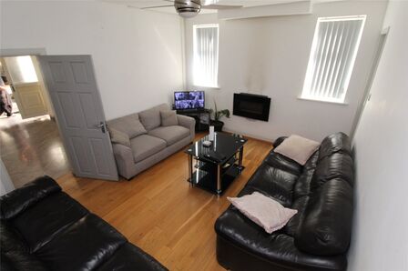 Bardon Road, 1 bedroom  Room to rent, £500 pcm