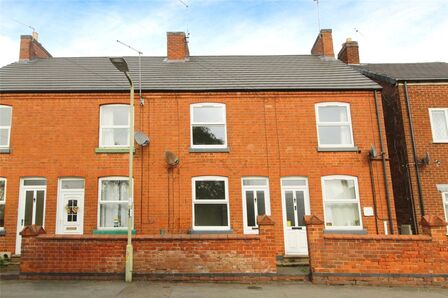 Forest Road, 2 bedroom Mid Terrace House for sale, £130,000