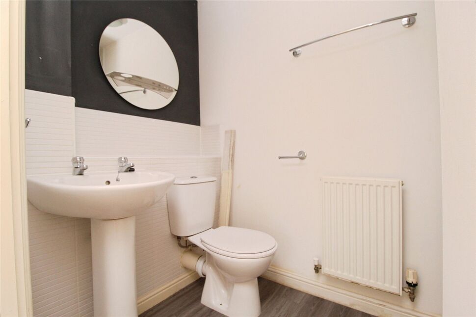 En-Suite Bathroom