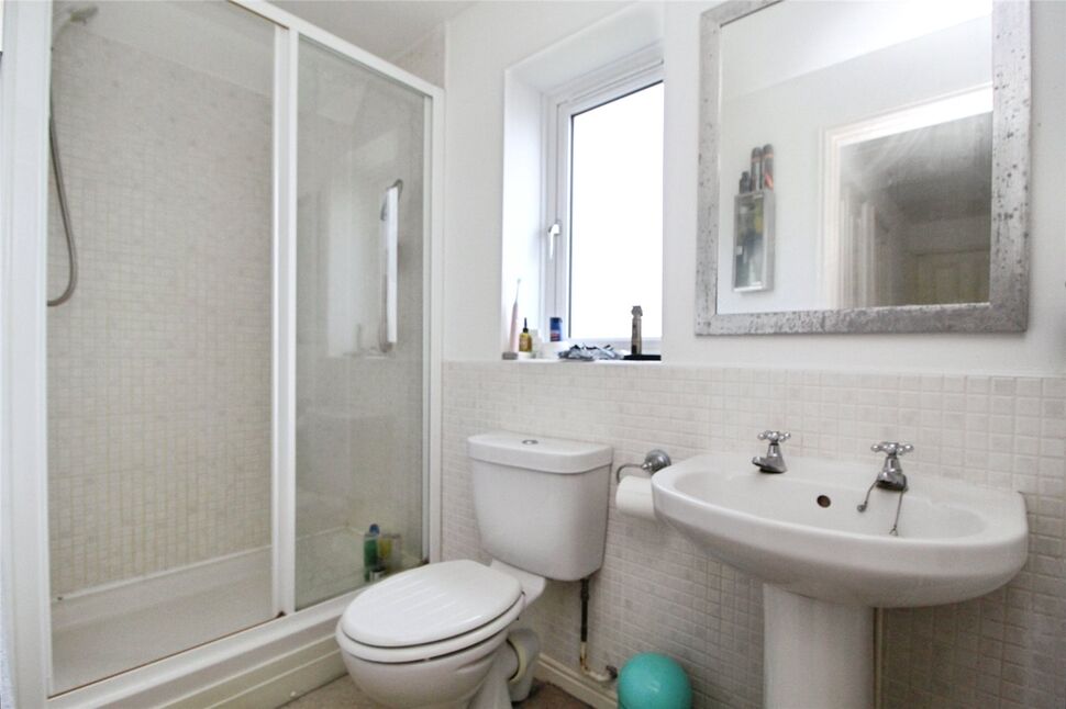 En-Suite Bathroom